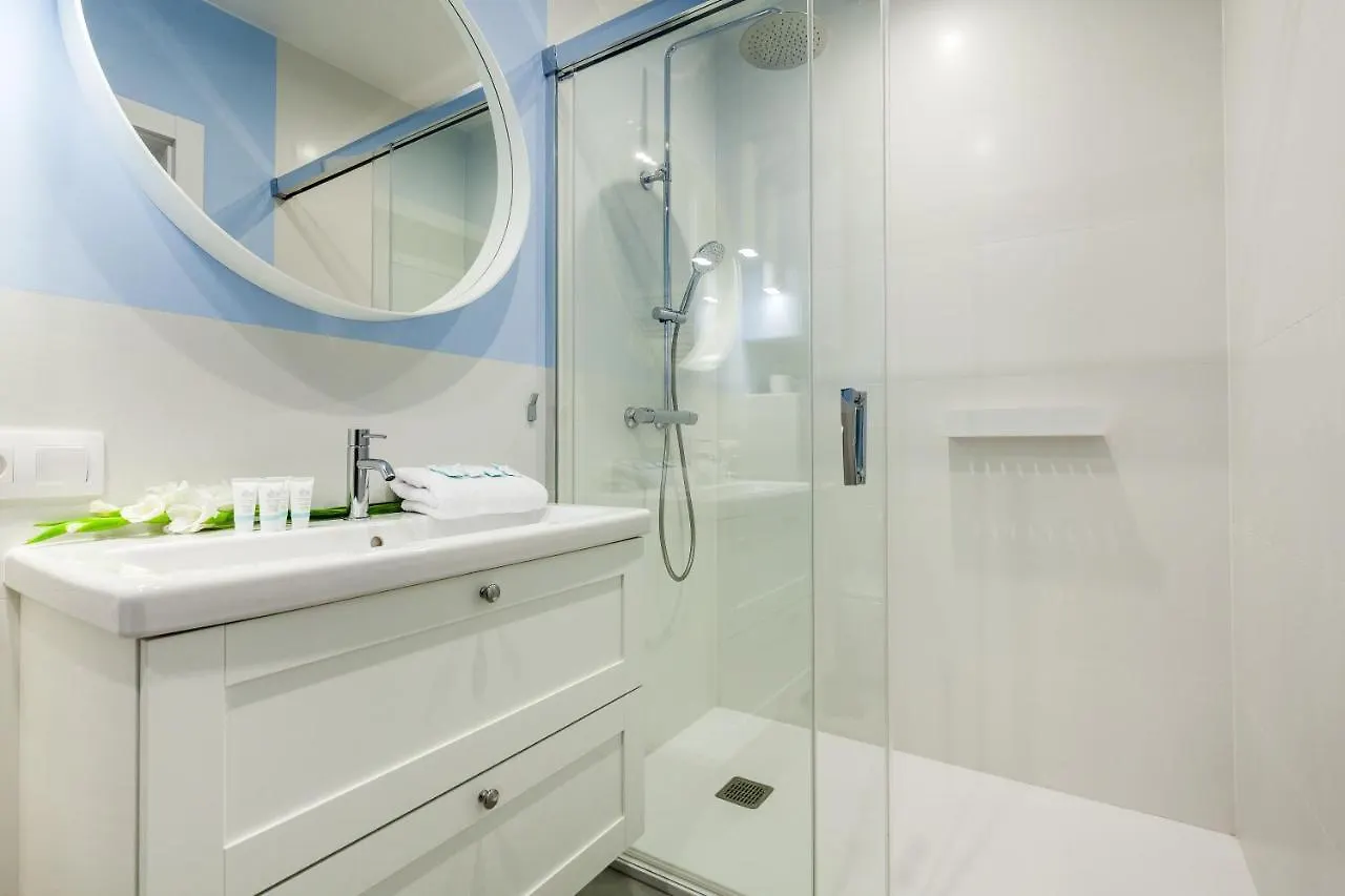 Spektrum Tower Apartments By Happy Stay Γκντανσκ